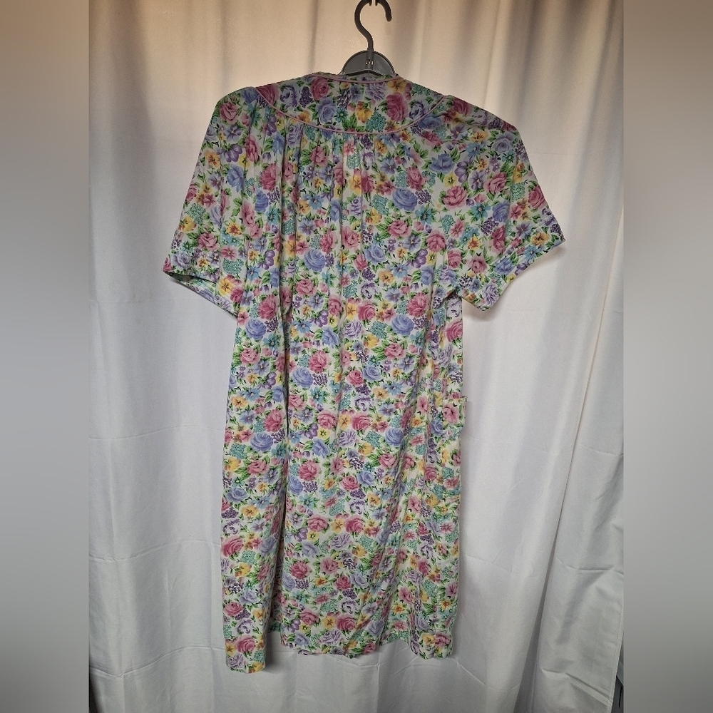 vintage Floral Women's House Coat Robe Snap Buttons Grannycore - Picture 4 of 6